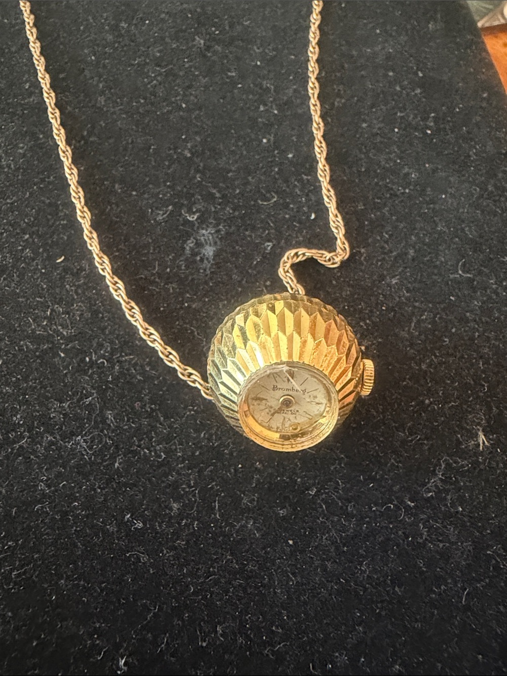 Bromberg Vintage-style Gold-plated Pendant Watch Necklace
